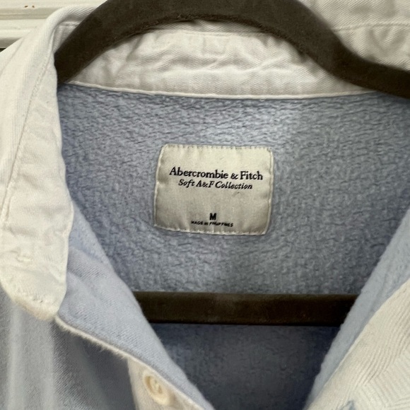 Blue Collared Sweater - Picture 3 of 3